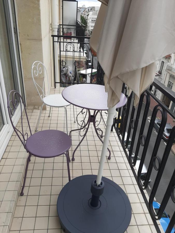 Appartement Cosy De Centre Ville Charenton-le-Pont Esterno foto
